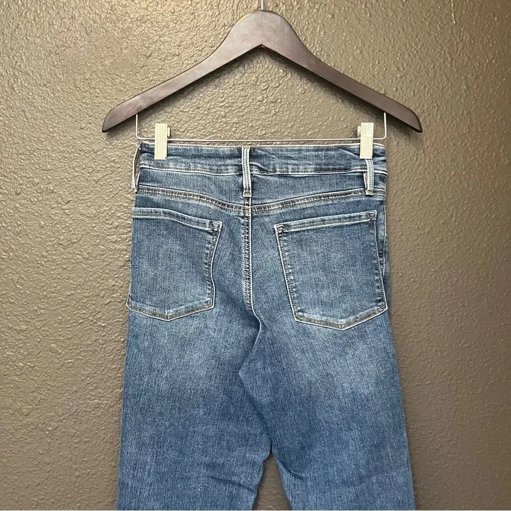 Athleta sculptek slim straight jean lapis wash